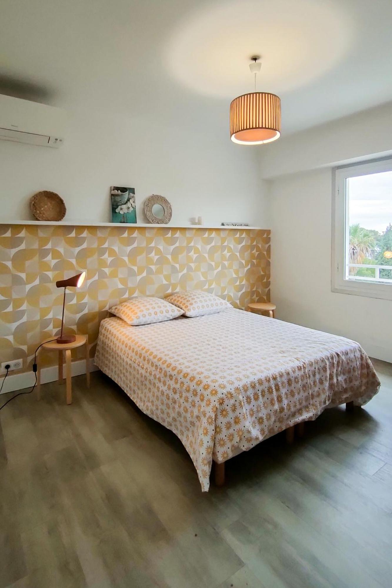 Plage A 200 Metres. Vue Mer Et Esterel ! Renove Apartment Saint-Raphael  Bagian luar foto